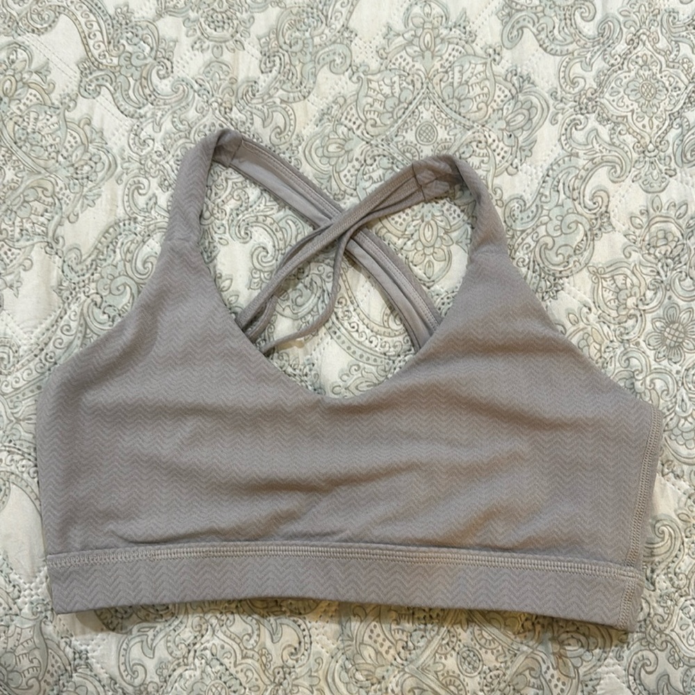 Detailed razor back buffbunny sports bra